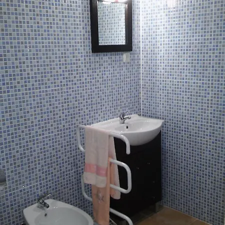 Casa Alto Rodes Holiday home