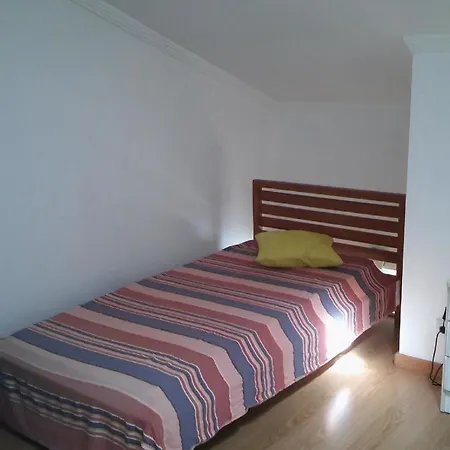 بيت للعطل Mit Terrasse *